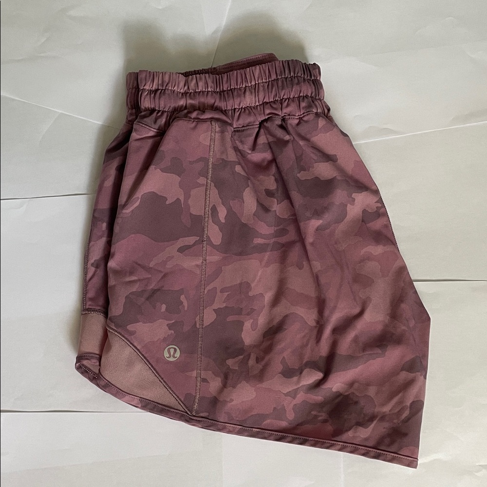 Lululemon Hotty Hot Shorts